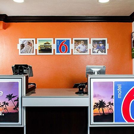 Motel 6-Modesto, Ca - Downtown Екстериор снимка