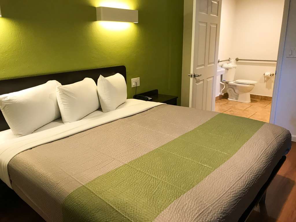 Motel 6-Modesto, Ca - Downtown Стая снимка